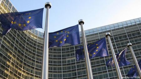 DW: Ισχυρή πολιτική βούληση για συμφωνία στο Eurogroup