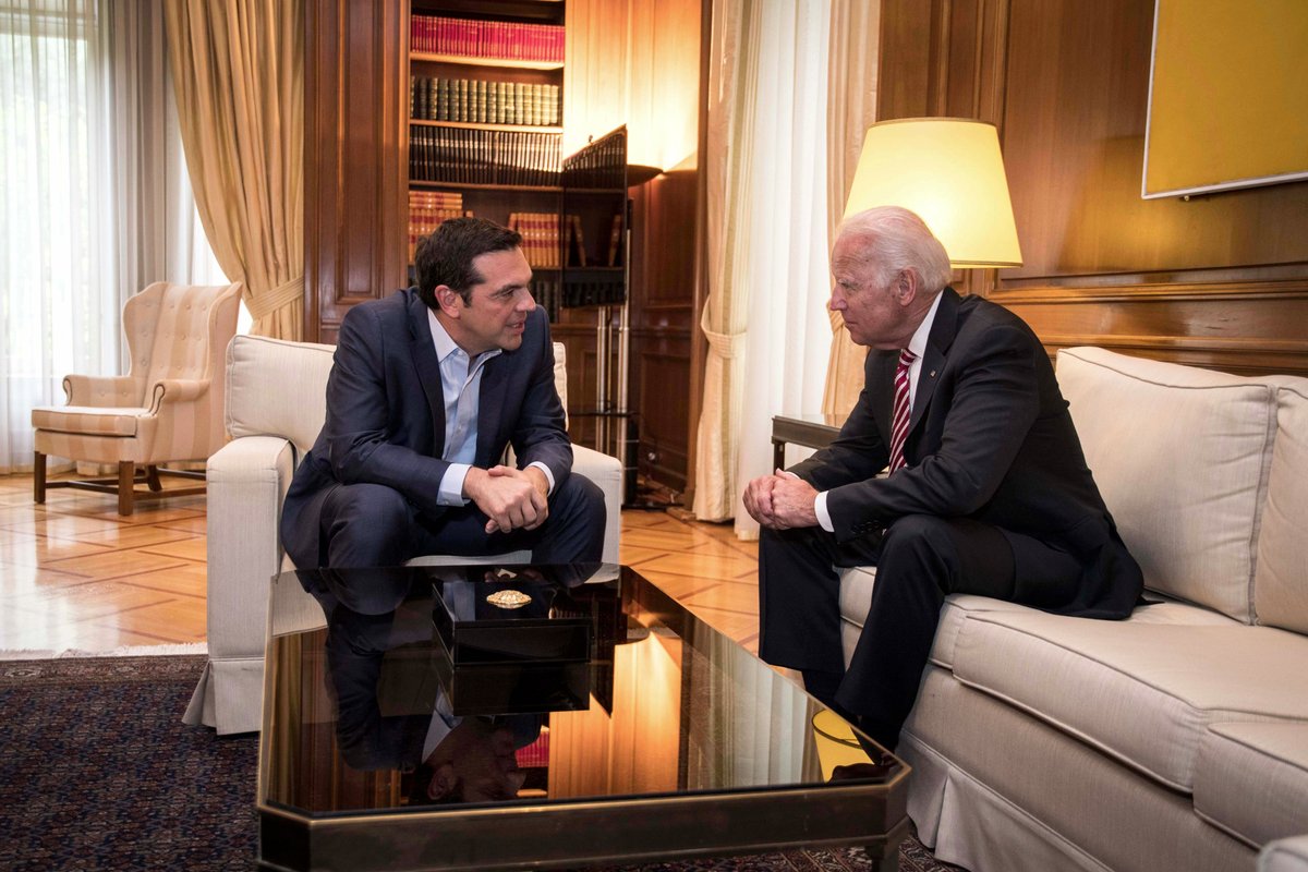 Συνάντηση Τσίπρα-Μπάιντεν στο Μέγαρο Μαξίμου