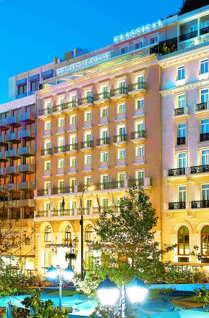 Τα ξενοδοχεία ανεβάζουν το θερμόμετρο των deals στην Αθήνα