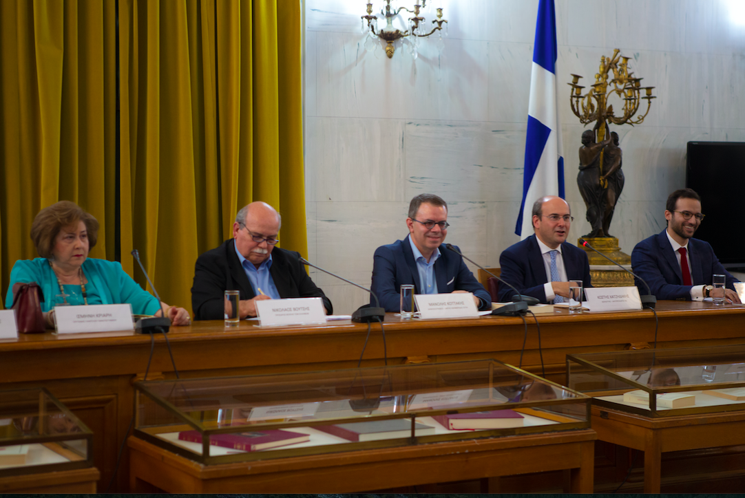 Παρουσιάστηκε το 16ο βιβλίο του Σωτήρη Χατζηγάκη