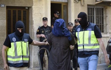 Έξι συλλήψεις υπόπτων τζιχαντιστών σε Ισπανία, Βρετανία και Γερμανία