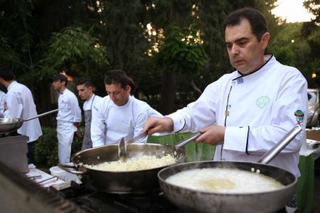 Η γαστρονομία, ο πολιτισμός και η παράδοση γιορτάζουν στην Κρήτη