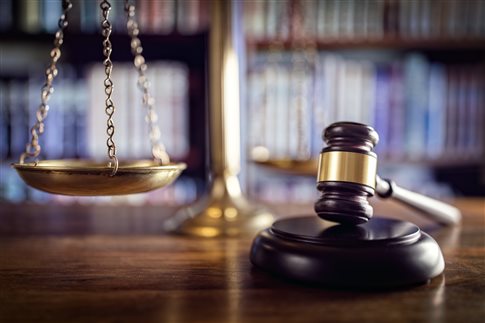 Ενωση Δικαστών & Εισαγγελέων: Επικίνδυνη η αμφισβήτηση του κράτους δικαίου