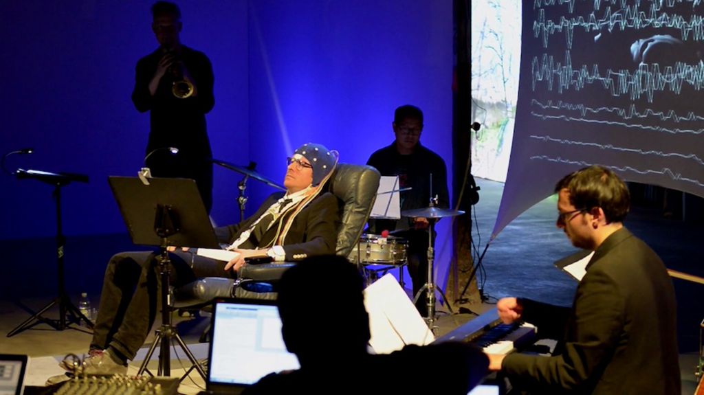 Παίζοντας μουσική με τη… σκέψη