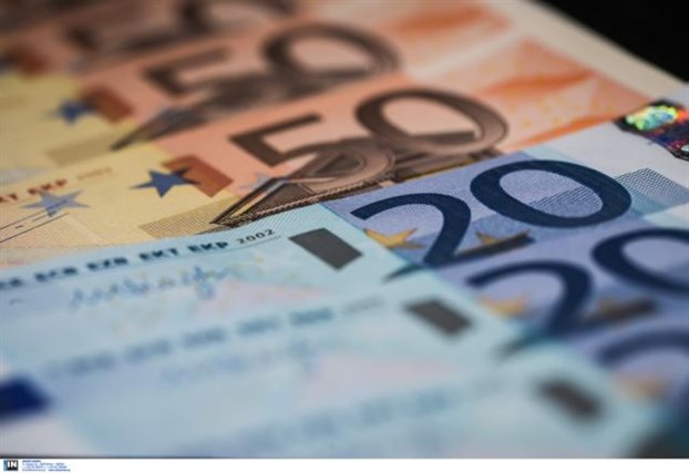 Σήμερα καταβάλλεται το Κοινωνικό Εισόδημα Αλληλεγγύης