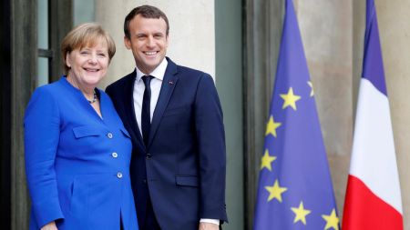 Ο Μακρόν υποδέχεται τους Μέρκελ, Ραχόι, Τζεντιλόνι