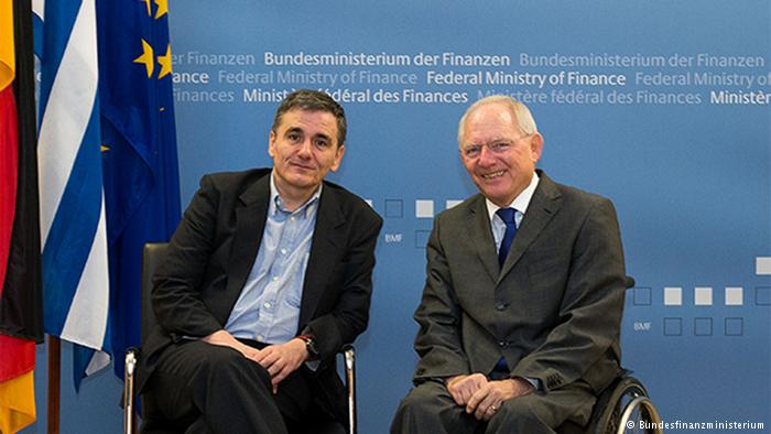 Γερμανικά ΜΜΕ: Θα βασανίζει o Σόιμπλε το AfD, όχι τους Έλληνες