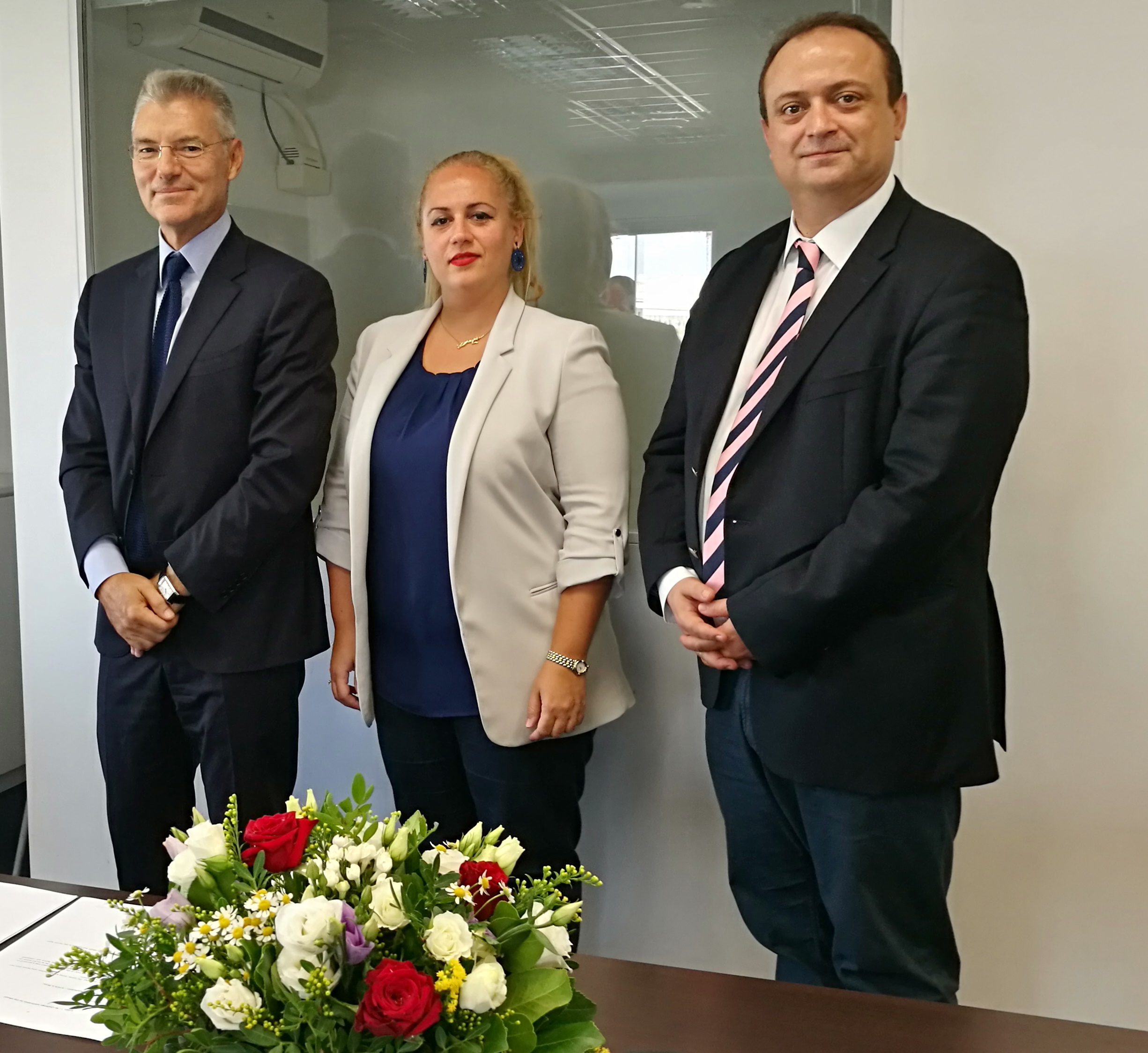 Υπογράφηκε η 20ετής επέκταση της σύμβασης του «Ελ. Βενιζέλος»