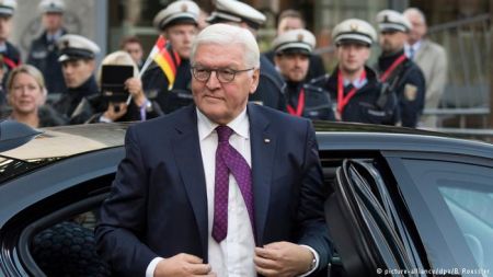 Ο Σταϊνμάιερ προειδοποιεί για «νέα τείχη»