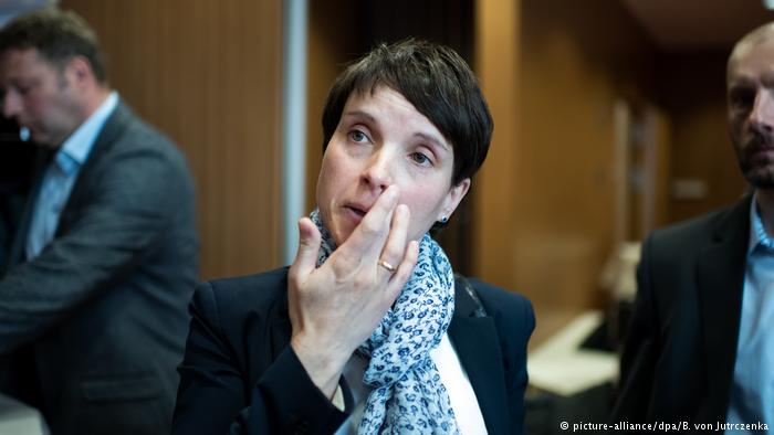 DW: Η πρώην πρόεδρος του AfD κατηγορείται για ψευδορκία