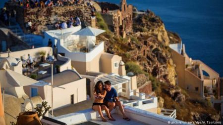 Γερμανικά ΜΜΕ: Περισσότερη Ελλάδα προσφέρει το 2018 η Alltours