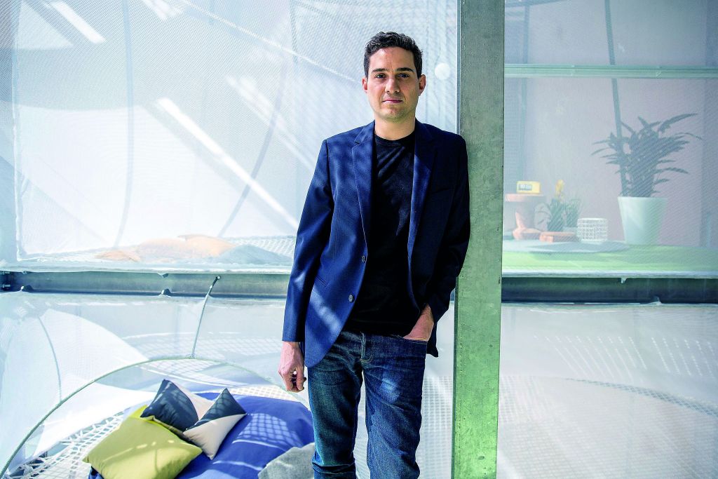 11 ερωτήσεις στον Ηλία Παπαγεωργίου