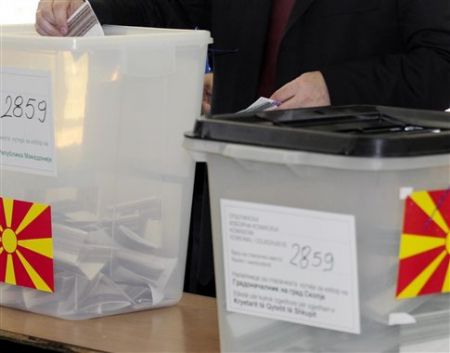 NY Times: Mικρό προβάδισμα των Σοσιαλιστών στις δημοτικές στην πΓΔΜ