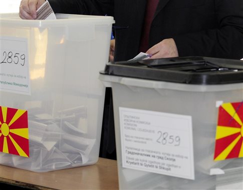 NY Times: Mικρό προβάδισμα των Σοσιαλιστών στις δημοτικές στην πΓΔΜ