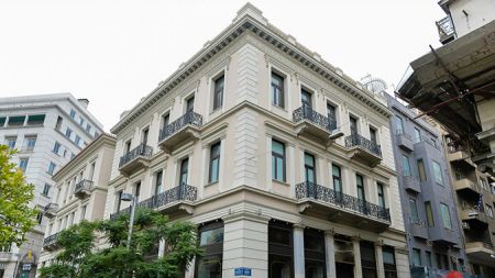 Boutique hotel το κτίριο του Μετοχικού Ταμείου Στρατού στην Κολοκοτρώνη