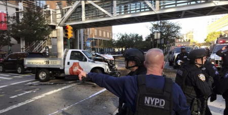 Μανχάταν: Φορτηγό παρέσυρε ποδηλάτες, ο οδηγός άνοιξε πυρ – Τουλάχιστον οκτώ νεκροί