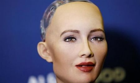 Ρομπότ προς δημοσιογράφο: Έχω κι εγώ αισθήματα