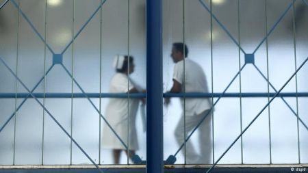 Οι έλληνες γιατροί απεργούν κατά του εξηνταώρου-προβλήματα και ελλείψεις