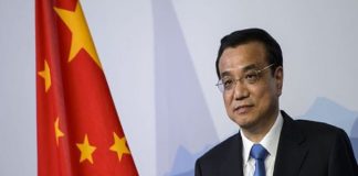 Κίνα: Η πολιτική μας προς τη Ζιμπάμπουε δεν θα αλλάξει