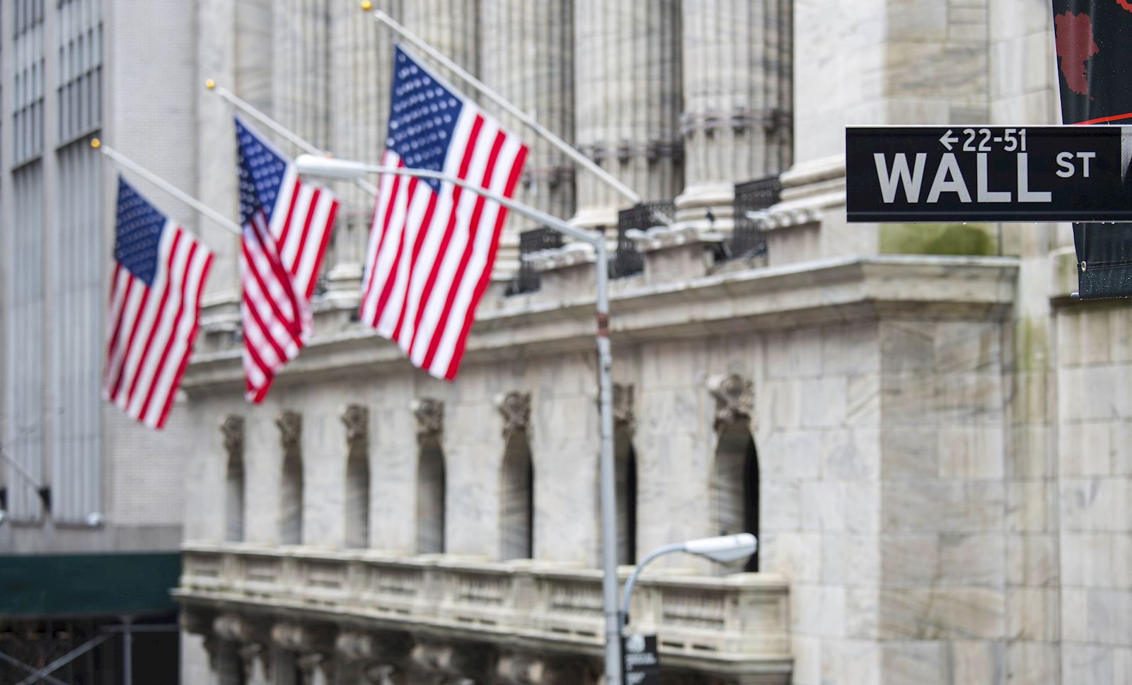Aυξημένα μπόνους για τα golden boys της Wall Street