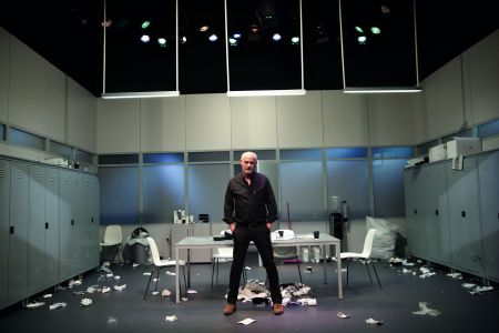 Γιώργος Κιμούλης: «Εχω συνηθίσει να είμαι εκτός»