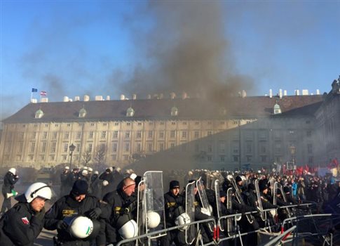 ΟΗΕ: Η Ευρώπη κάνει επικίνδυνη στροφή προς τον εθνικισμό