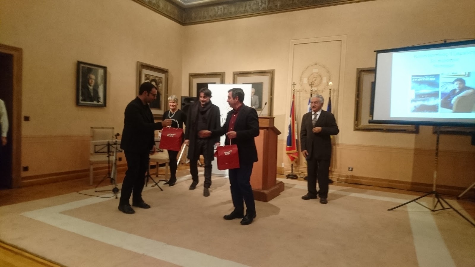 Απονεμήθηκαν τα βραβεία The Athens Prize for Literature