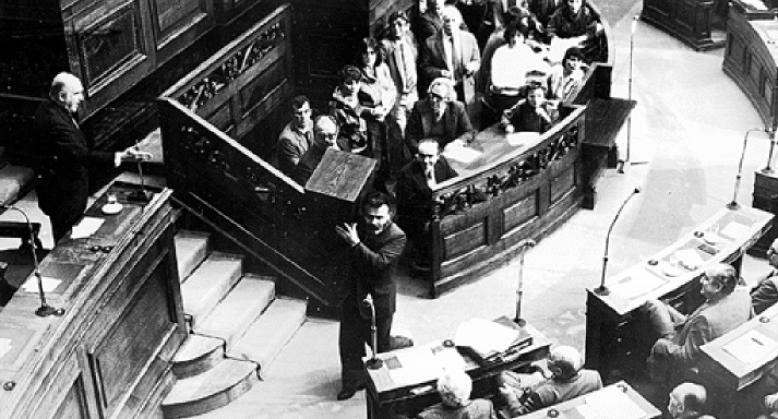 Βουλή – Προαπαιτούμενα: Η τελευταία ψηφοφορία με παραδοσιακό τρόπο