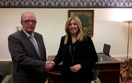 Στη  Δημοκρατική Συμπαράταξη προσχώρησε ο Γ. Καρράς