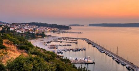 Τρία σχήματα εκδήλωσαν ενδιαφέρον για την Μαρίνα Χίου