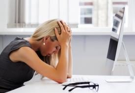 ΟΟΣΑ: Πιο σκληρά από κάθε Ευρωπαίο δουλεύουν οι Ελληνες