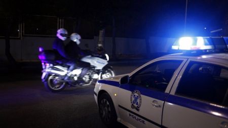 Επίθεση κουκολοφόρων σε σύνδεσμο του Ολυμπιακού