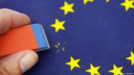 DW: Bye Bye Βρετανία…