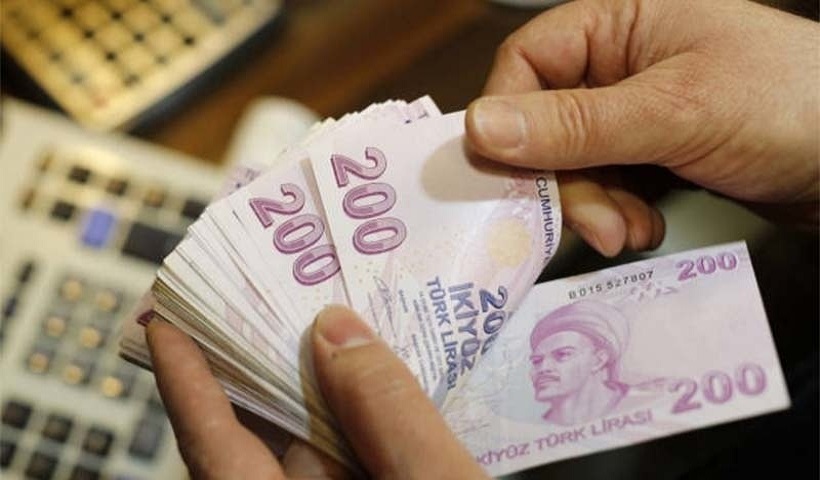 Les Echos: Η τουρκική οικονομία κινδυνεύει από τον αυξημένο πληθωρισμό