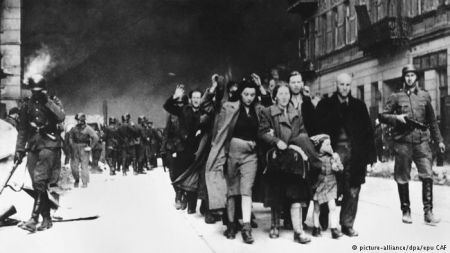 DW: Εξέγερση στο Γκέτο της Βαρσοβίας, 75 χρόνια μετά