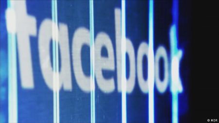 DW: Ευρωκοινοβούλιο καλεί Ζάκερμπεργκ