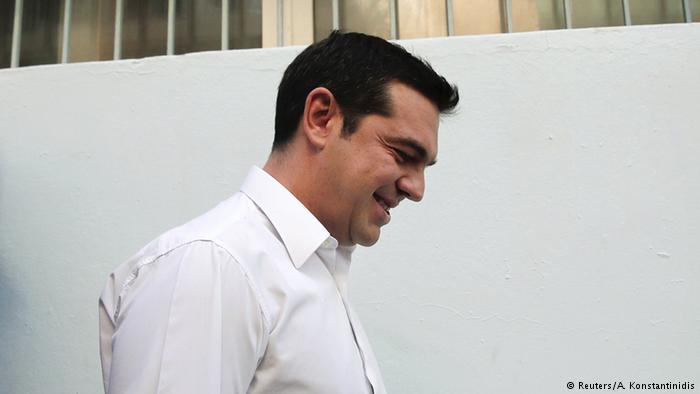 Deutsche Welle: «Ο Τσίπρας δεν θα έπρεπε να χαίρεται και τόσο»