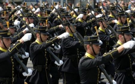 Ο αριθμός των εισακτέων στις στρατιωτικές σχολές