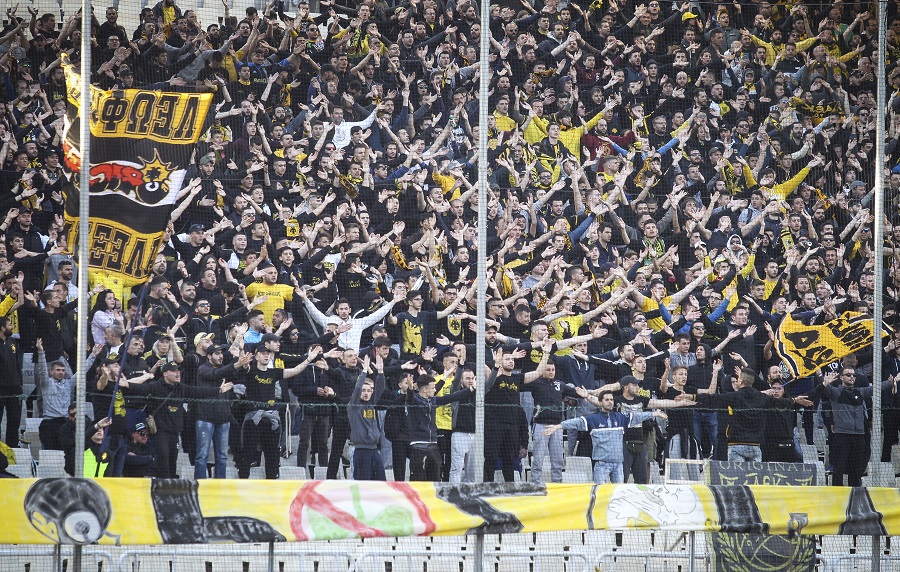 ΑΕΚ: Χαμός στα εκδοτήρια για την απονομή του πρωταθλήματος