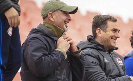 Ο Ολυμπιακός έλυσε τη συνεργασία του με τον Κ.Καραταΐδη