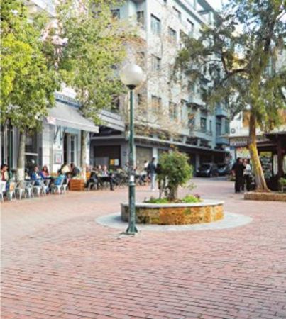 Μείωση 50% των δημοτικών τελών στο εμπορικό τρίγωνο