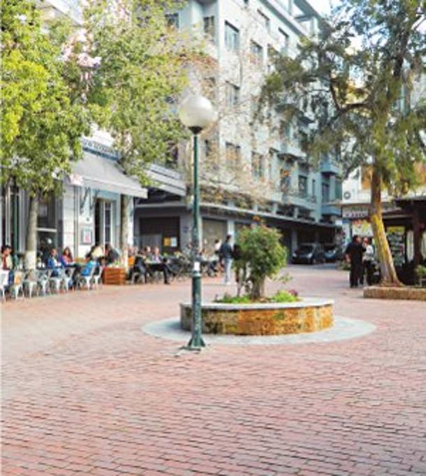 Μείωση 50% των δημοτικών τελών στο εμπορικό τρίγωνο