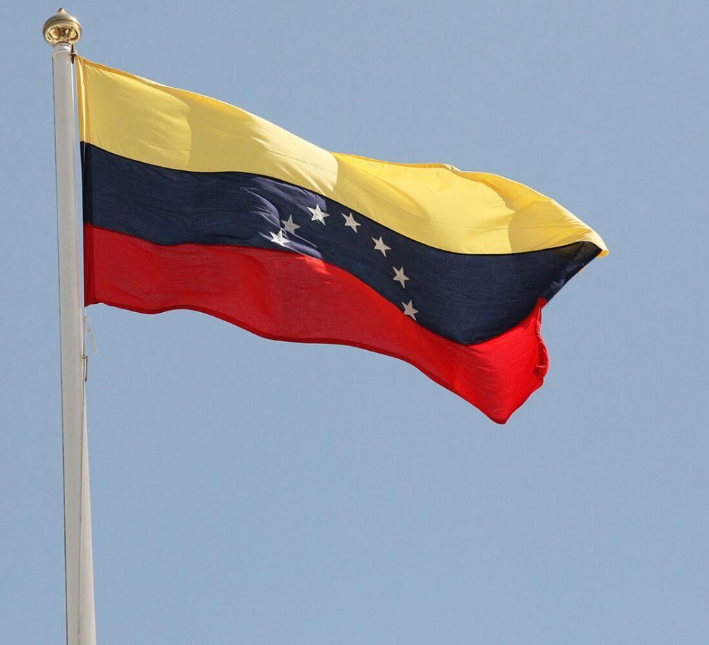 Οι ΗΠΑ απελαύνουν δύο διπλωμάτες της Βενεζουέλας