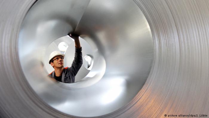 Deutshce Welle: «Ο Τραμπ έχει δίκιο με τους δασμούς»