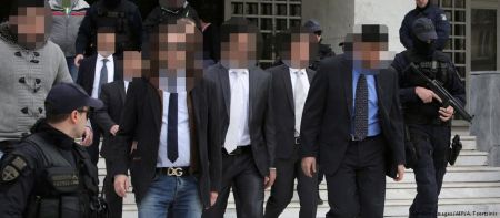 Deutsche Welle: Ελληνοτουρκική όξυνση με αφορμή τους «8»