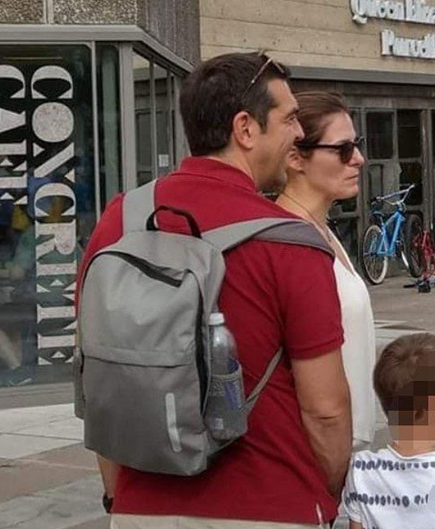 Τσίπρας: Χαλαρές στιγμές στο Λονδίνο με την οικογένειά του