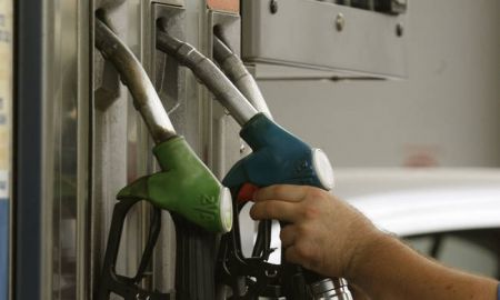 Έσπασε το φράγμα των 2 ευρώ η τιμής της αμόλυβδης