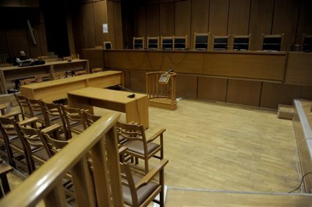 Θεσσαλονίκη: Για ασέλγεια σε 22χρονη κατηγορούνται τρεις νεαροί