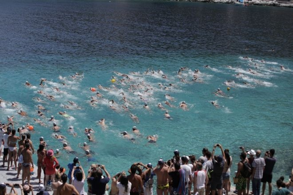 Μοναδικές στιγμές για 700 κολυμβητές στο Λιμένι