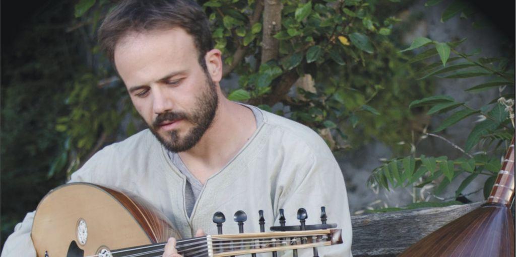 Πέθανε ο λαουτιέρης Γιώργος Μαυρομανωλάκης